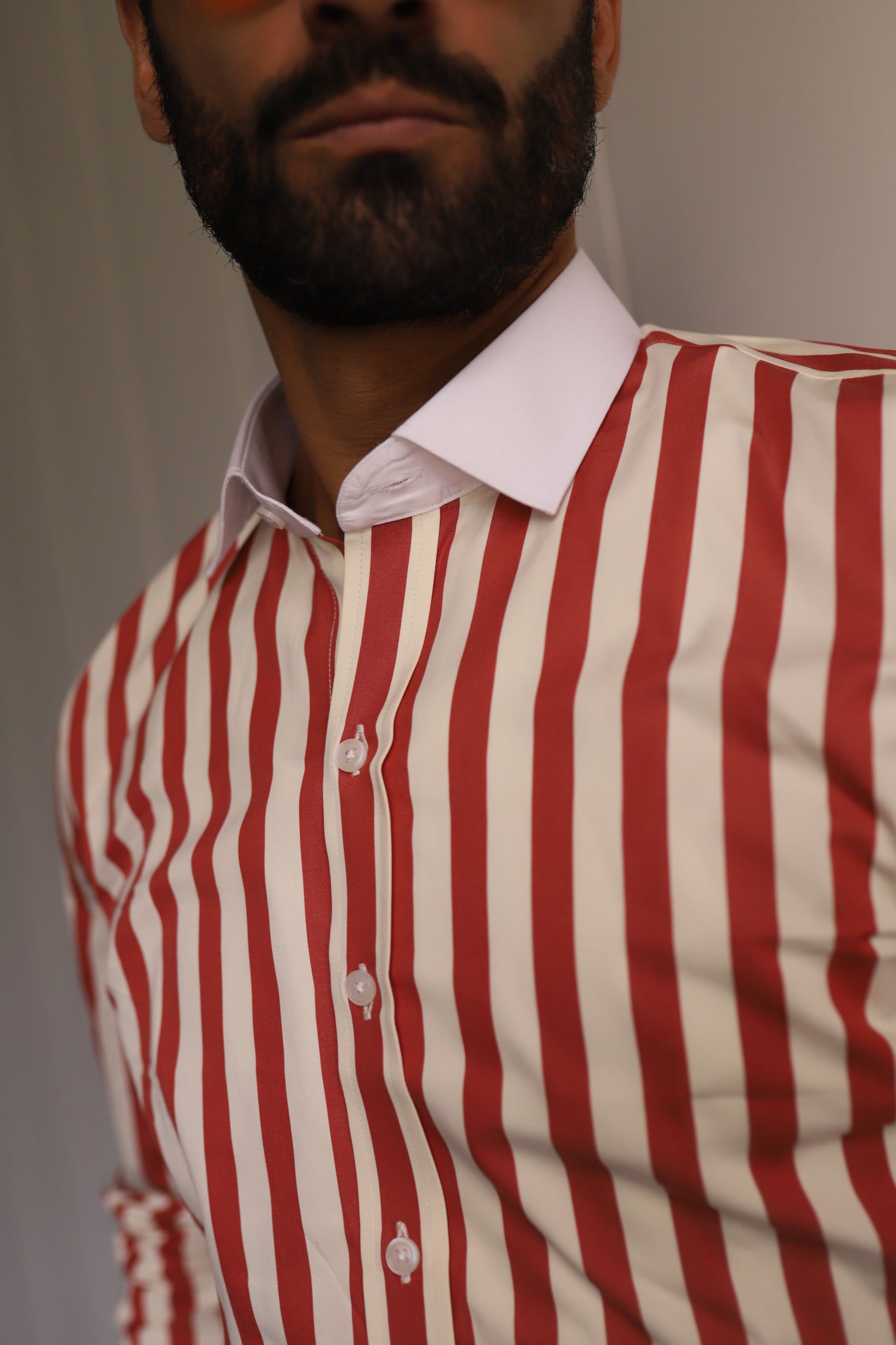 CRIMSON CREST BANKER SHIRT