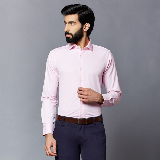 pink shirt